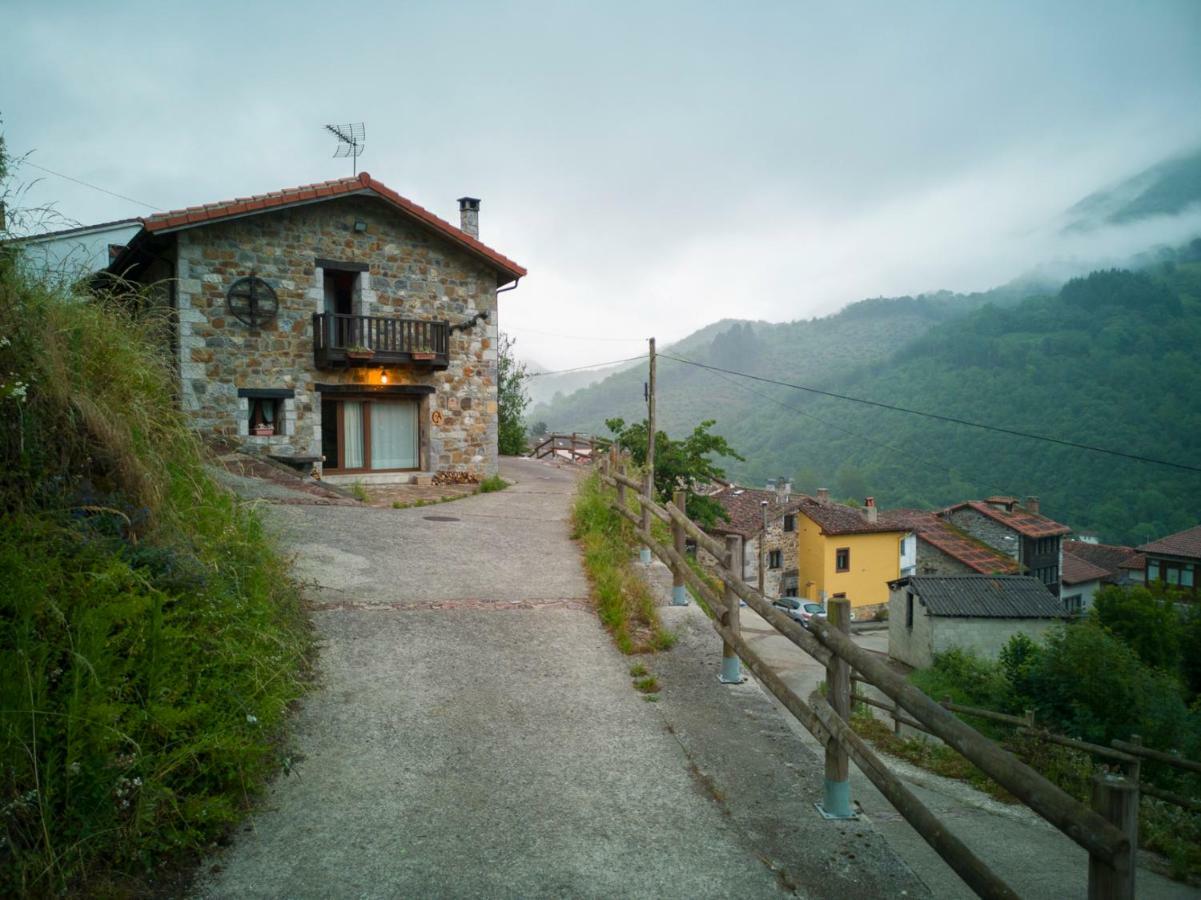 Gasthaus Llar De Cosme Caso Exterior foto